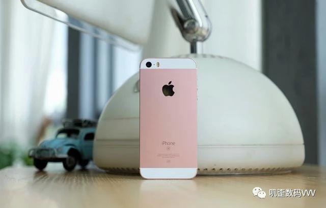 新的ios體系行將到來，這三款iphone勸你別再買了！